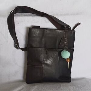 GUC Danier dark brown leather crossbody